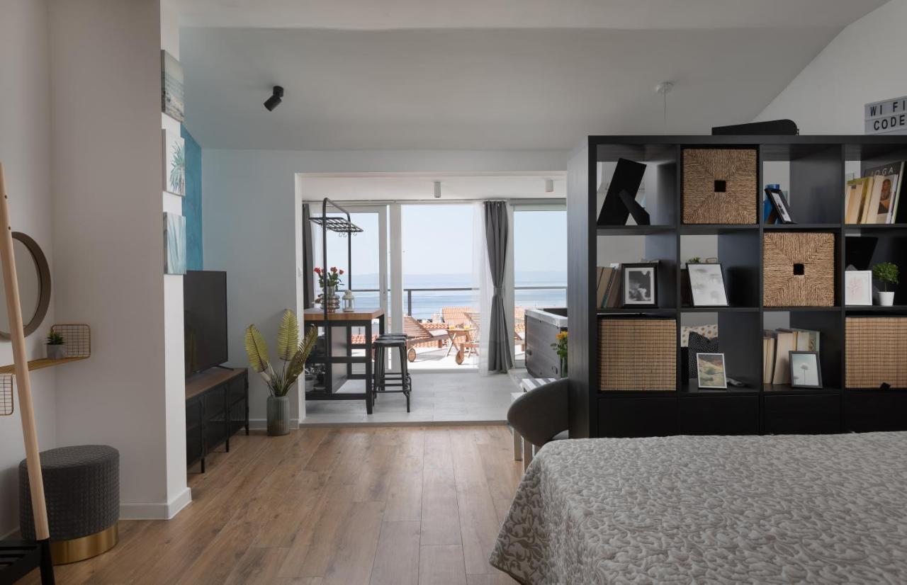 Apartament Left & Right With Jacuzzi, 4 Stars *